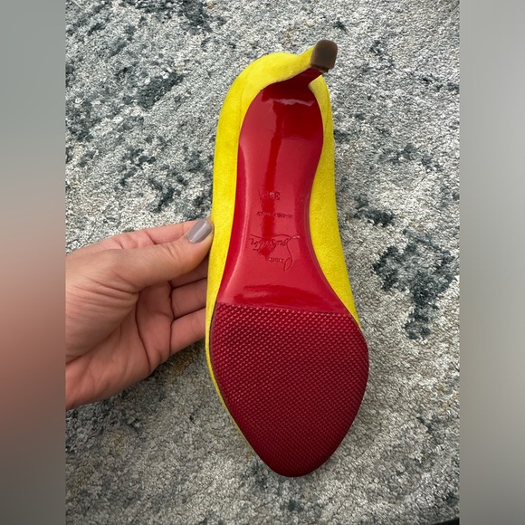 Christian Louboutin Yellow Suede Peep Toe 85mm - Picture 4 of 8